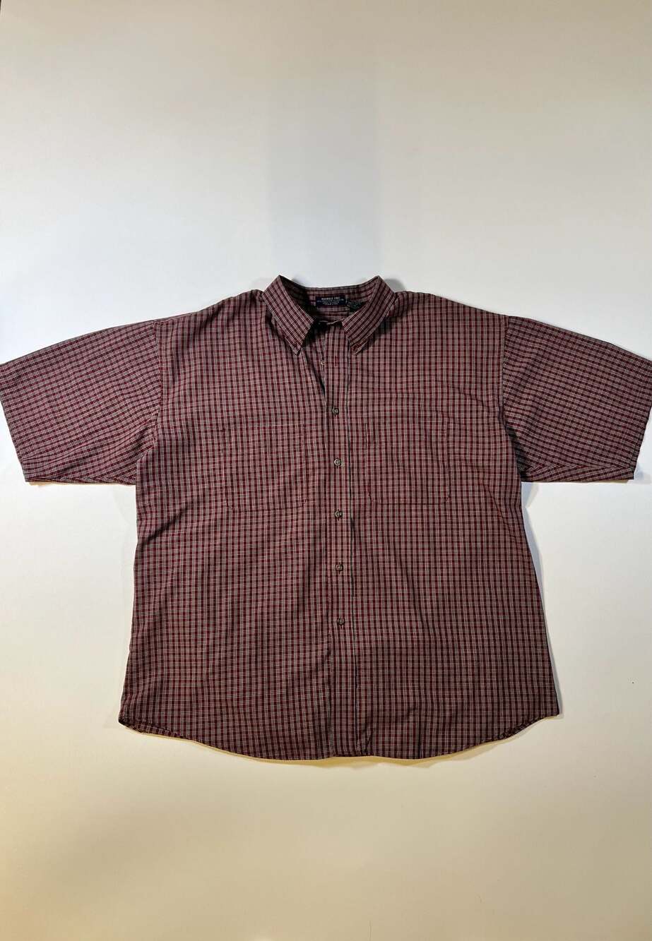 Van Heusen Wrinkle Free Red Plaid Short Sleeve Button Down Shirt XL 17-17.5